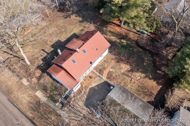 3031 S Rose Street, Kalamazoo, MI 49001