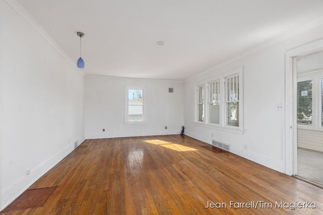 3031 S Rose Street, Kalamazoo, MI 49001