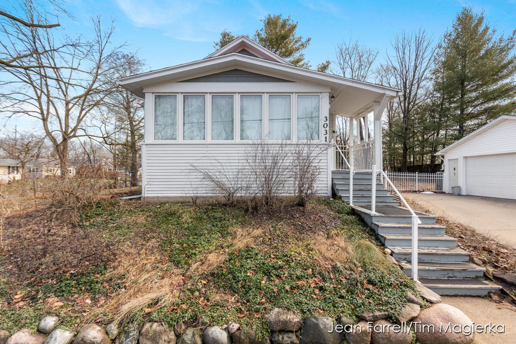 3031 S Rose Street, Kalamazoo, MI 49001