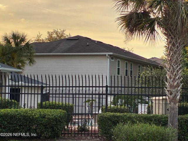 1669 BISCAYNE BAY Circle, Jacksonville, FL 32218