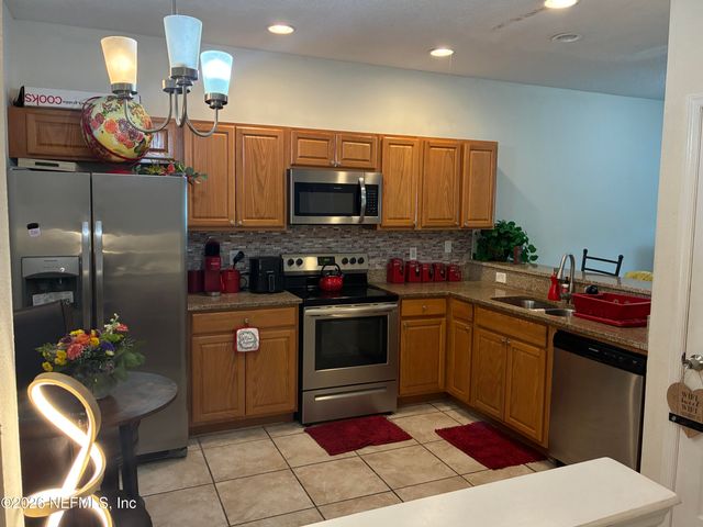 1669 BISCAYNE BAY Circle, Jacksonville, FL 32218