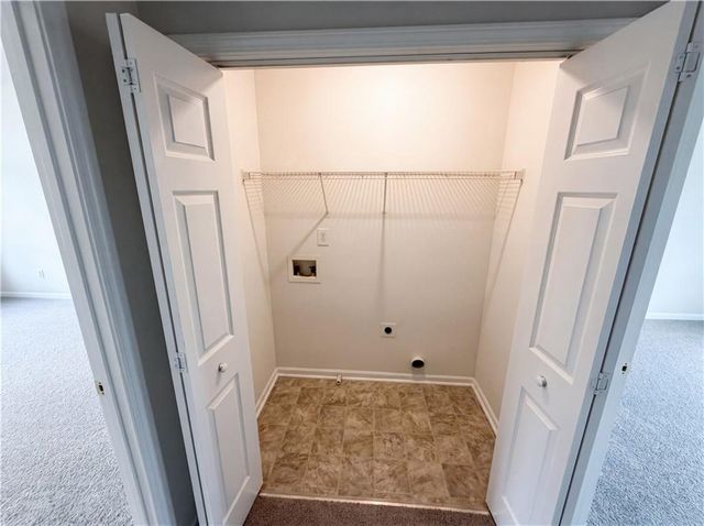 6126 Hickory Lane Drive, Union City, GA 30291