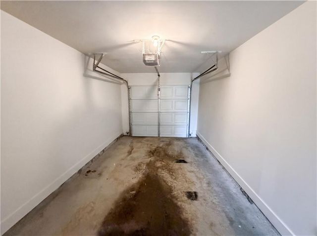 6126 Hickory Lane Drive, Union City, GA 30291