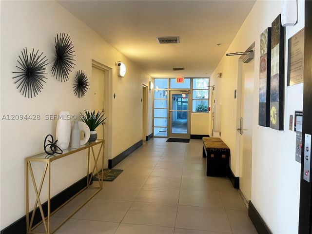 3339 Virginia St 327, Miami, FL 33133