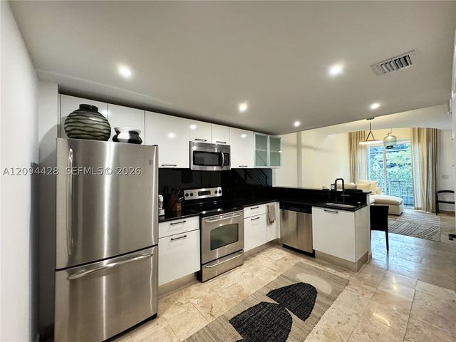 3339 Virginia St 327, Miami, FL 33133