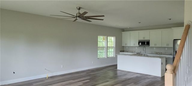 641 Gallbush RD, Chesapeake, VA 23322