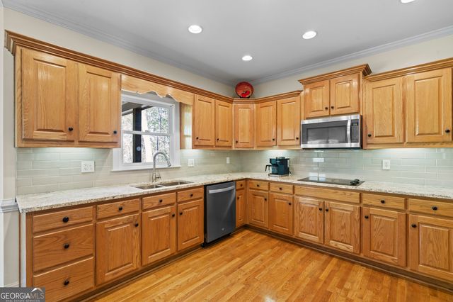 6034 Nature Path Lane, Sugar Hill, GA 30518