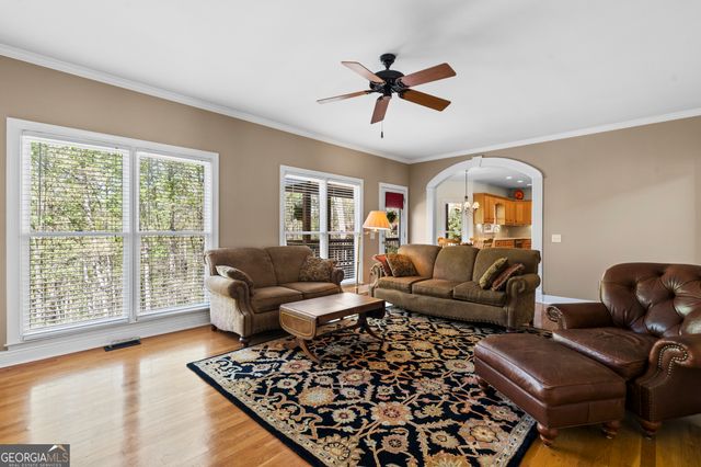 6034 Nature Path Lane, Sugar Hill, GA 30518