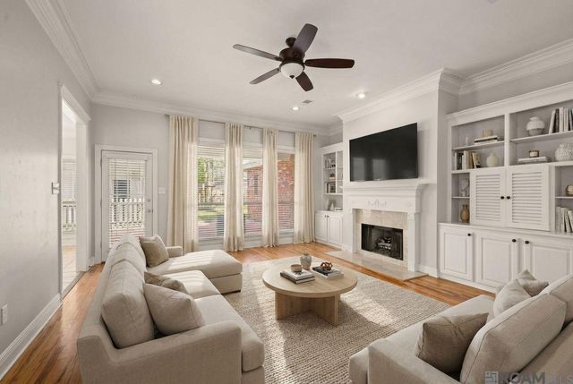 17361 Lake Azalea Dr, Baton Rouge, LA 70817