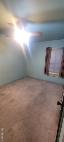 16660 Whitcomb Street, Detroit, MI 48235