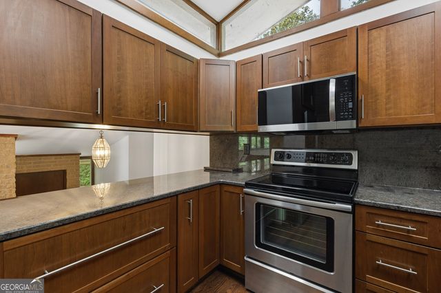 2001 Castleway Lane NE, Atlanta, GA 30345