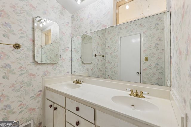 2001 Castleway Lane NE, Atlanta, GA 30345
