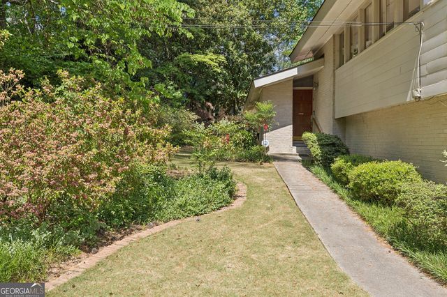 2001 Castleway Lane NE, Atlanta, GA 30345