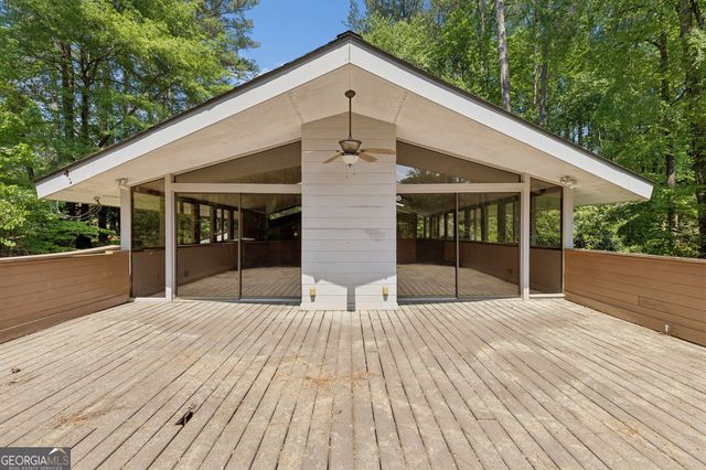 2001 Castleway Lane NE, Atlanta, GA 30345