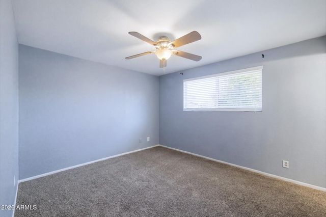 3217 W BANFF Lane, Phoenix, AZ 85053