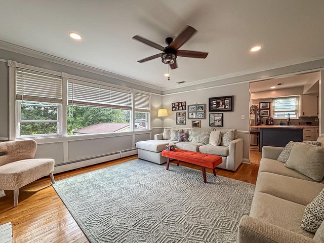 W164N8586 Hiawatha AVENUE, Menomonee Falls, WI 53051