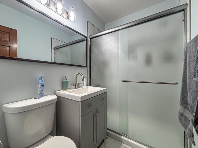 W164N8586 Hiawatha AVENUE, Menomonee Falls, WI 53051