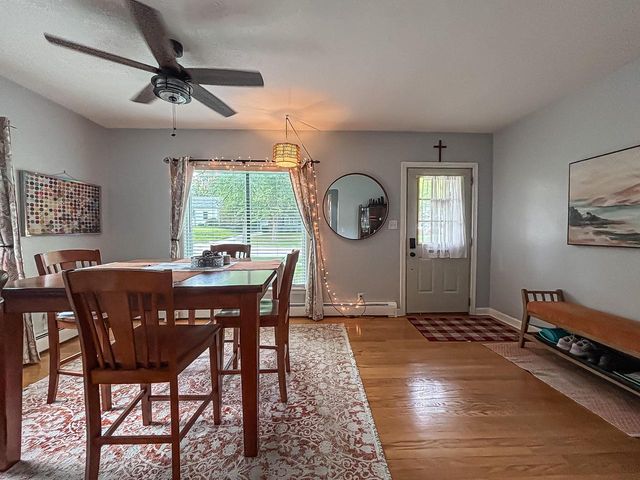 W164N8586 Hiawatha AVENUE, Menomonee Falls, WI 53051