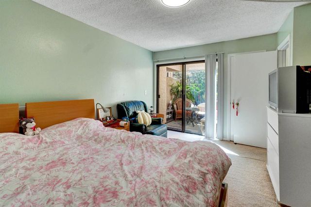 7959 Caminito Dia 2, San Diego, CA 92122