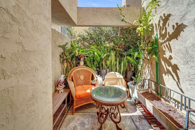 7959 Caminito Dia 2, San Diego, CA 92122