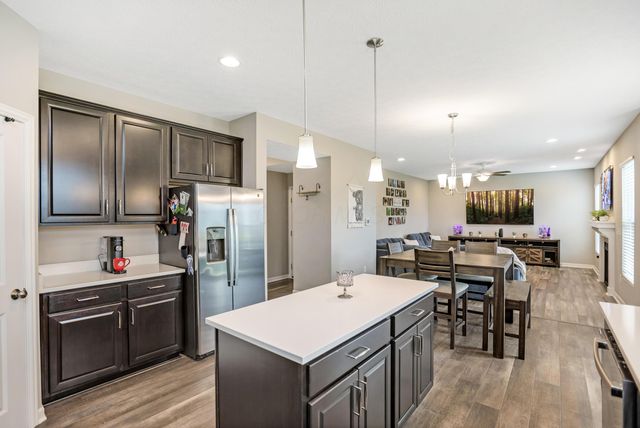 440 Oakland Hills Loop, Commercial Point, OH 43116