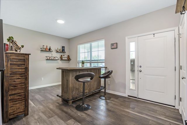 440 Oakland Hills Loop, Commercial Point, OH 43116