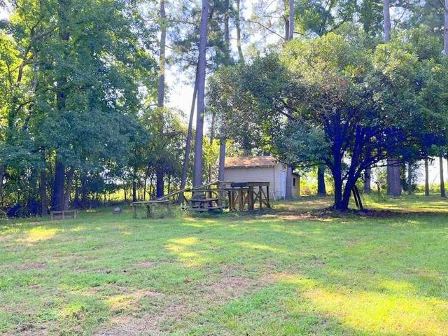 1384 E Fm 2712, Crockett, TX 75835