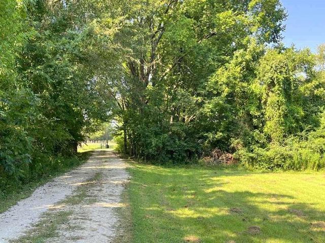 1384 E Fm 2712, Crockett, TX 75835