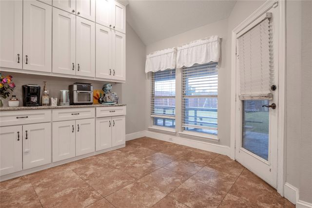 708 Valley Court, Royse City, TX 75189