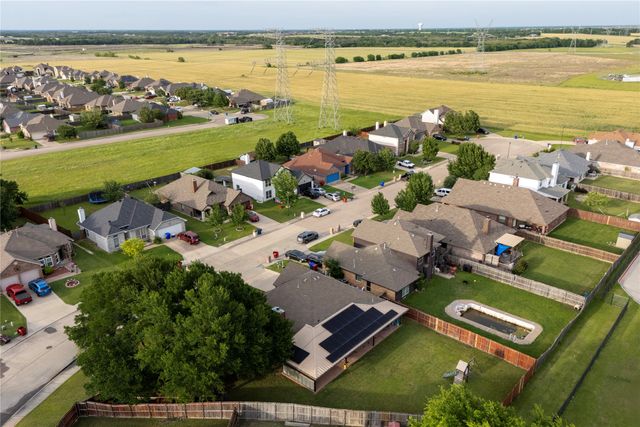 708 Valley Court, Royse City, TX 75189