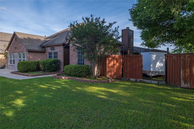 708 Valley Court, Royse City, TX 75189