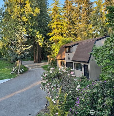 94 Raccoon Road, Sequim, WA 98382