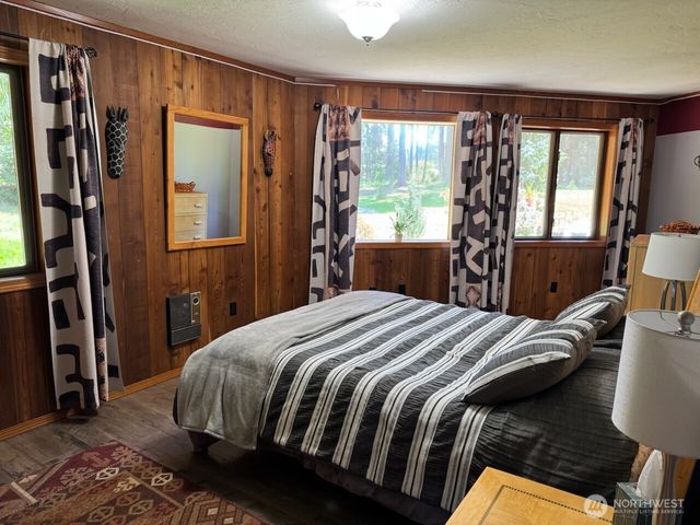 94 Raccoon Road, Sequim, WA 98382