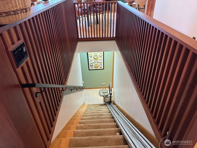 94 Raccoon Road, Sequim, WA 98382