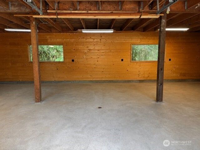 94 Raccoon Road, Sequim, WA 98382