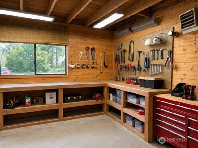 94 Raccoon Road, Sequim, WA 98382