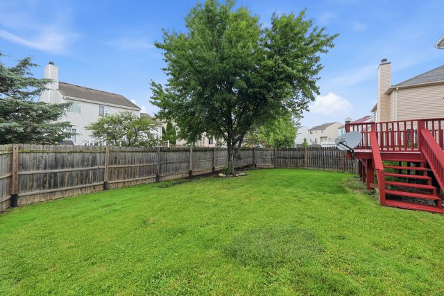 154 AUGUSTA Drive, Streamwood, IL 60107