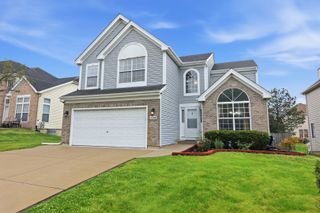 154 AUGUSTA Drive, Streamwood, IL 60107