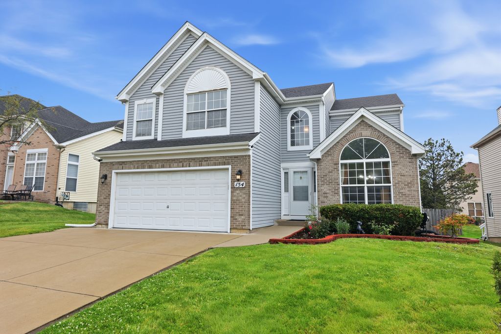 154 AUGUSTA Drive, Streamwood, IL 60107