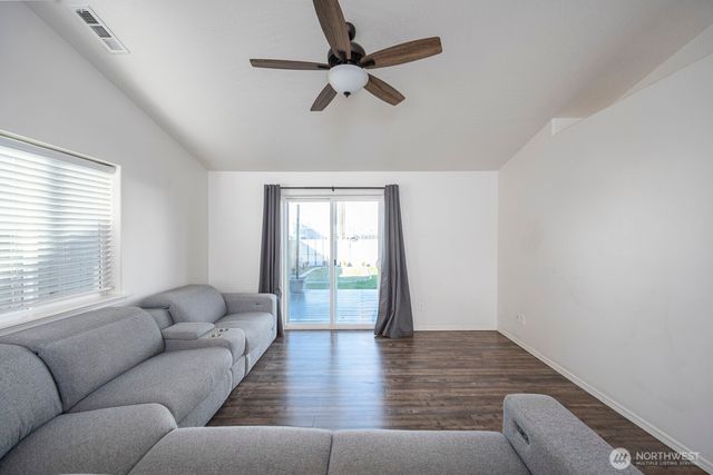 1406 E Nen Drive, Moses Lake, WA 98837