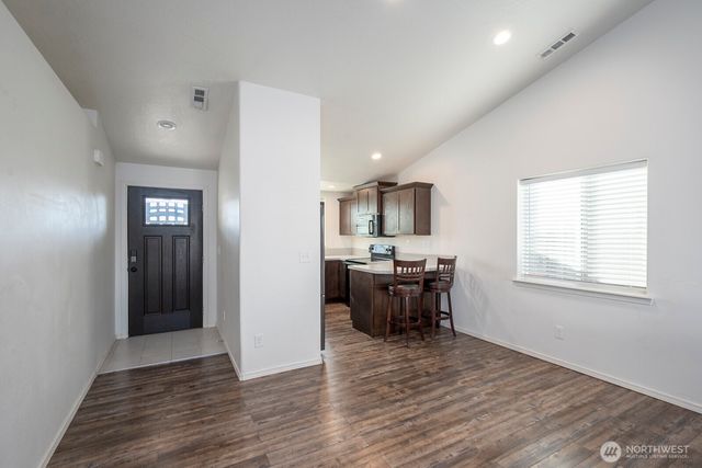 1406 E Nen Drive, Moses Lake, WA 98837