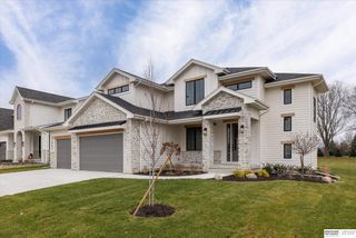 21902 Grover Street, Elkhorn, NE 68022