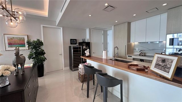 15701 Collins Ave 3804, Sunny Isles Beach, FL 33160