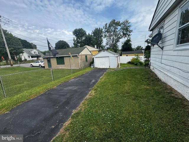2426 BETHEL RD, Chester, PA 19013