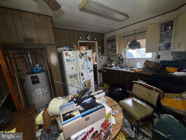 2426 BETHEL RD, Chester, PA 19013