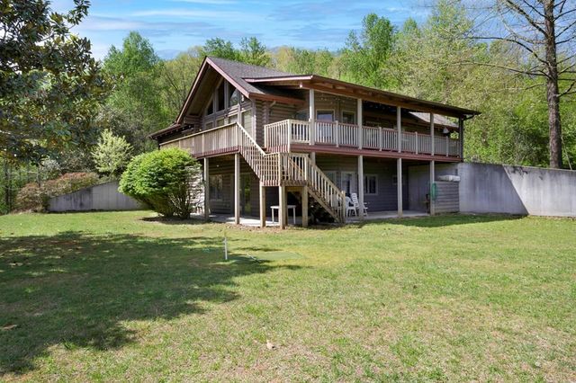 68 Countryside Lane, Hayesville, NC 28904