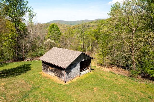 68 Countryside Lane, Hayesville, NC 28904