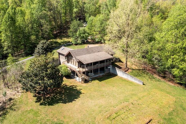 68 Countryside Lane, Hayesville, NC 28904