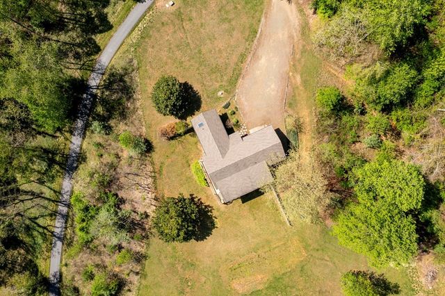 68 Countryside Lane, Hayesville, NC 28904