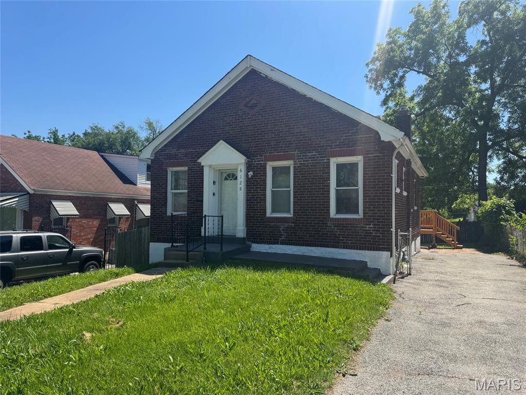 6128 Otto Avenue, Pine Lawn, MO 63120